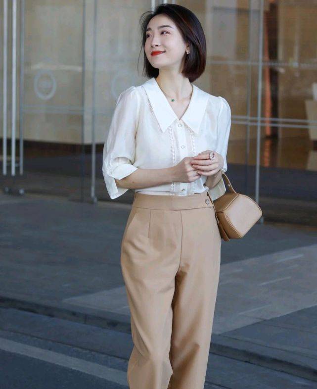 服装|上班的女孩该怎么打扮呢？简约穿搭就很有气场，干练又有女人味