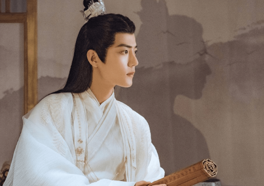 角色|肖战新剧正式杀青！玉骨遥中白衣翩翩孤高清冷的扮相真的太好看了