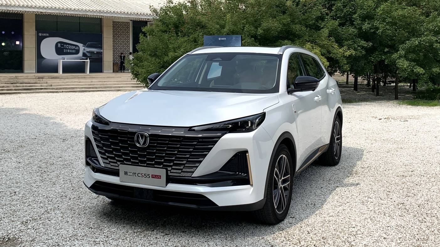 预售价只比现款贵14万全新长安cs55plus更值得买了吗