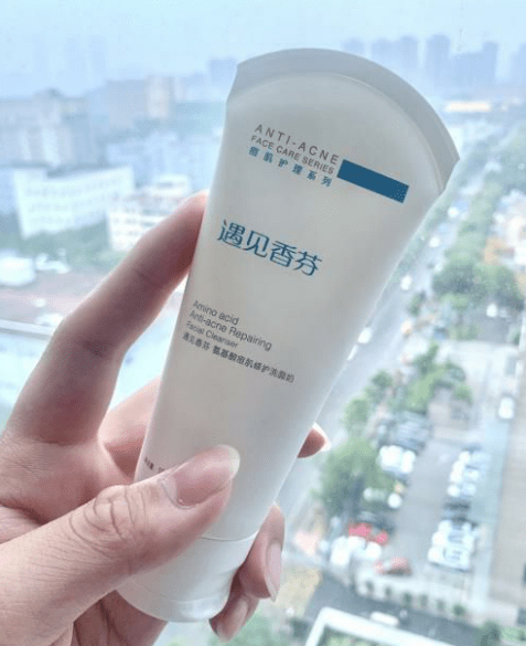 人群|别再乱用洗面奶了！盘点6款高口碑的洗面奶，让你轻松洗出干净脸