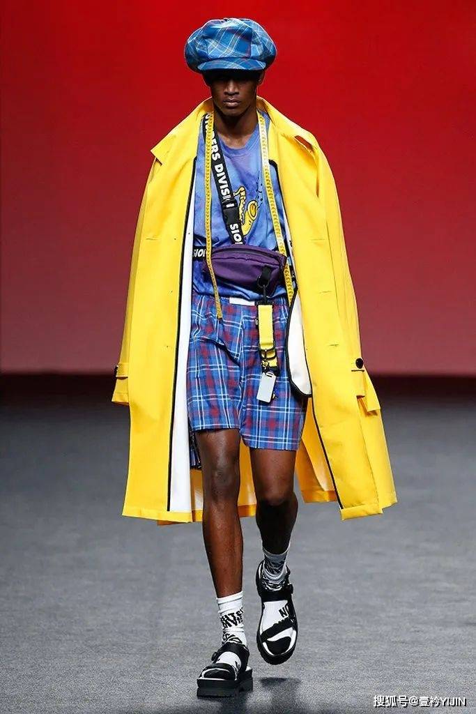 品牌|这年头，连狗都要做个时尚圈的「局外人」