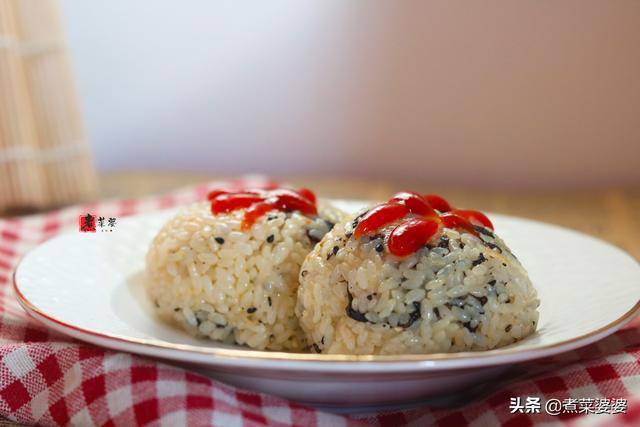 虾皮|吃不完的米饭别老炒着吃,早餐这么做,鲜咸又软糯,比蛋炒饭更香