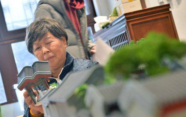 本以为高晓松学历够高了直到看到他家里人学历清华都是低的