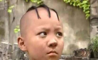 郭碧婷|唐嫣换刘海就像换个头，鲁豫神似郭碧婷？剪刘海简直堪比微整形！