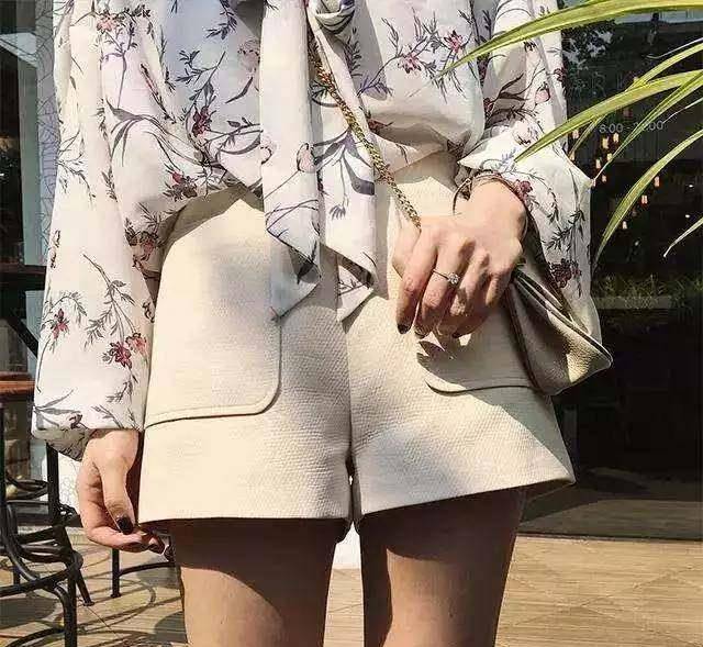 因为|夏天来了, 我要穿着热裤出去秀清凉