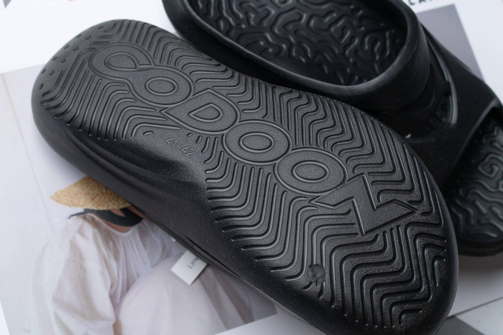 帆布鞋|下班回家，你真的需要一双舒服的拖鞋。咕咚舒缓拖鞋体验