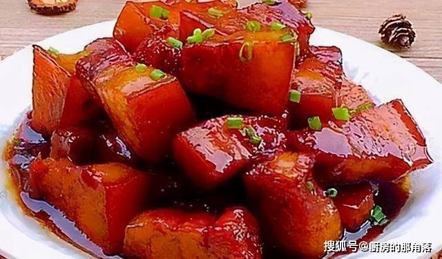 做法|猪肉最近大降价,大厨教你简单的做法,吃起来比红烧肉还解馋