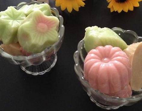 在家自制qq糖酸奶果冻q弹软滑外观晶莹无添加吃着更放心