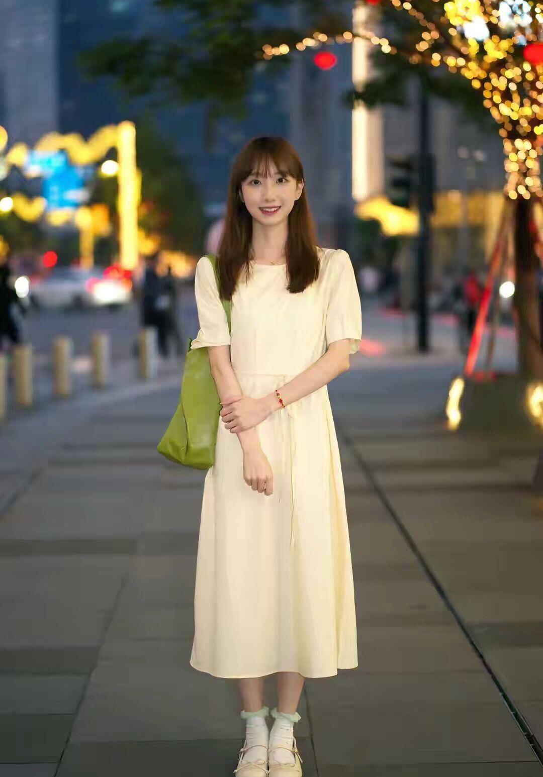 感觉|春末夏初，，这样穿更出彩！