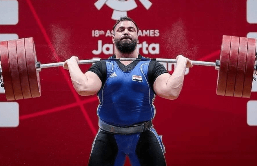 曼·阿萨德和卡西姆也都加入了政府军,两人是兄弟也是举重运动员,弟弟