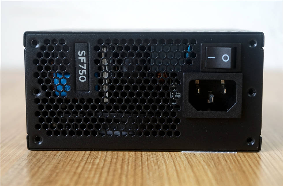 11500msimpgb560i3060分型工艺node202机箱装机