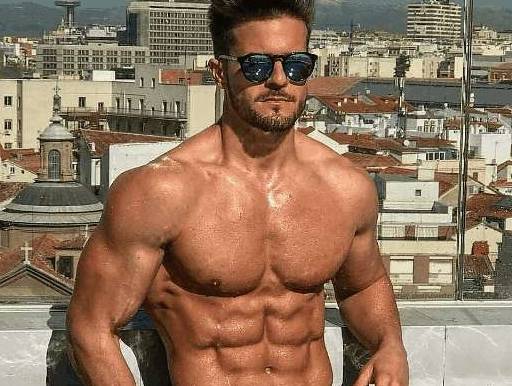 怎么吃才能长肌肉 0ac4060c0ac54b5696e364c9925b6f98.jpeg