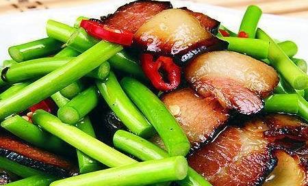 因为|相当于喝油的几种主食，一日三餐能见到它们，吃之前要想清楚