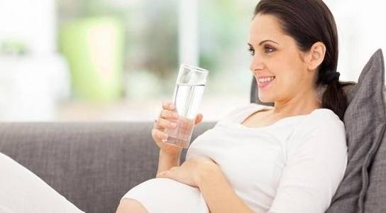 几个月会有羊水 b22d0e791fa7480db07e91b2acac4520.jpeg