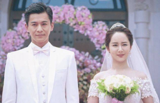 杨紫邓伦婚纱照_邓伦杨紫(2)