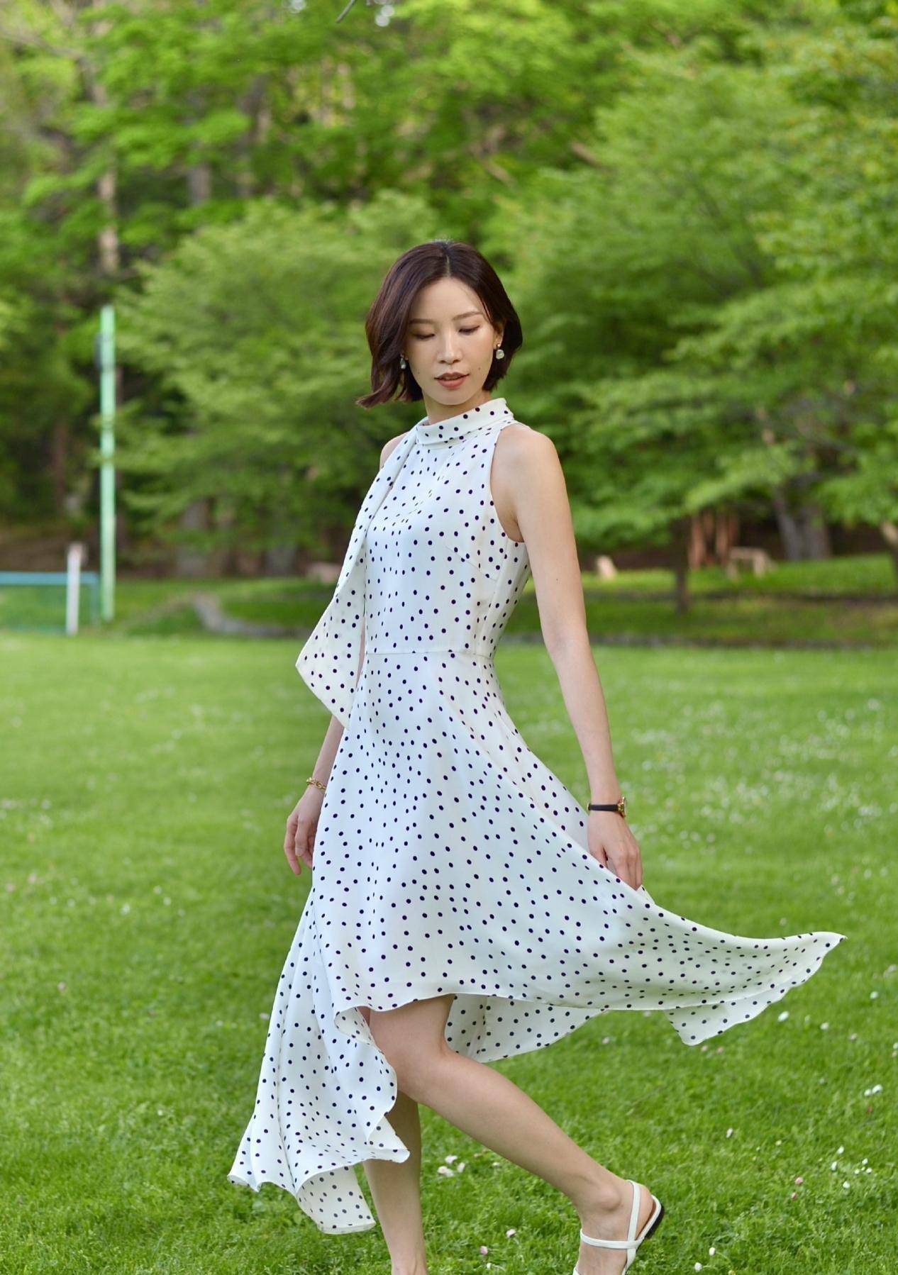 色彩|时髦又百变！十组适合中年女人的优雅穿搭，减龄大气又有女人味