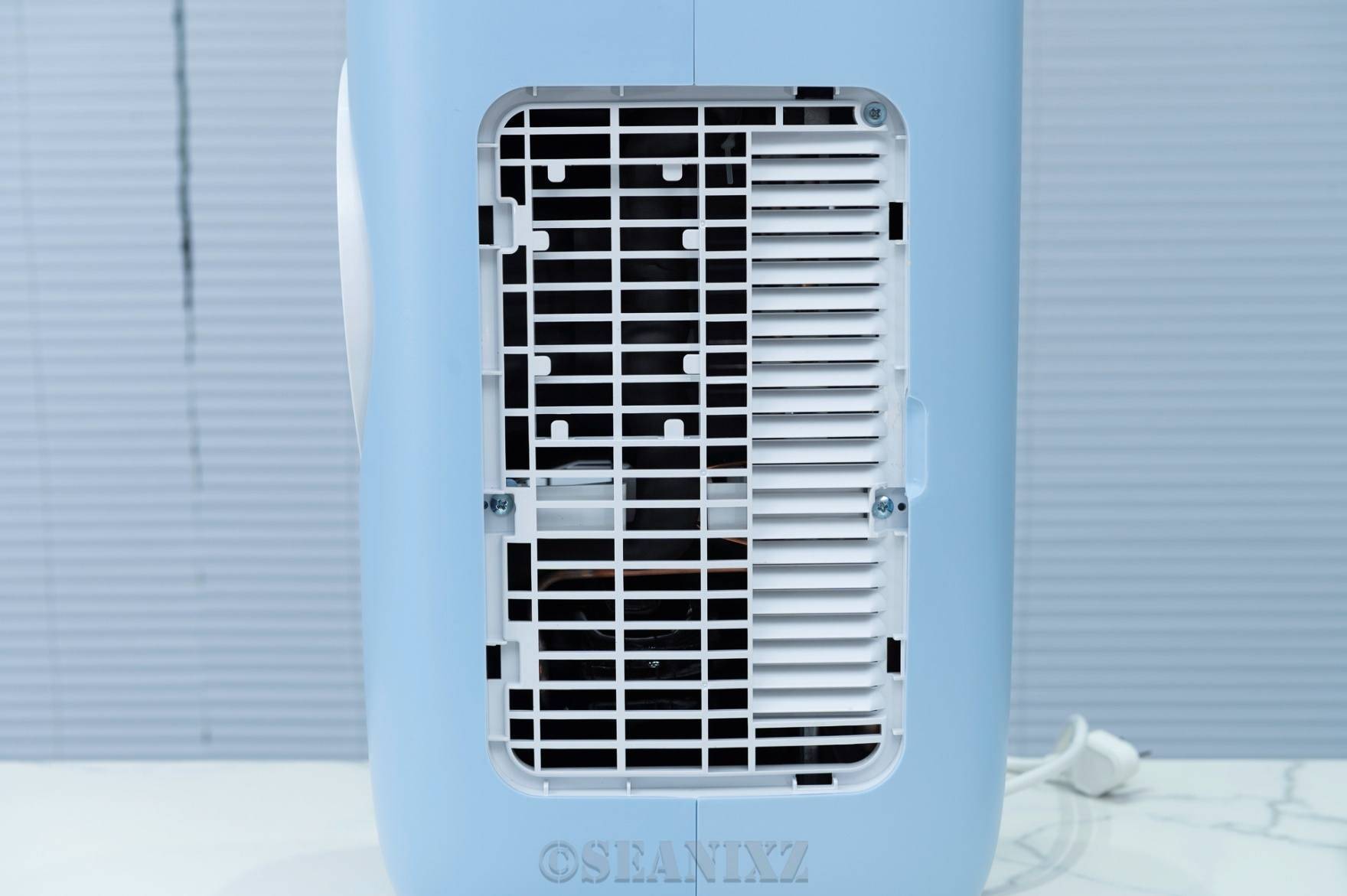 拆开看还真是台逆卡诺循环空调威力台式空调拆机评测