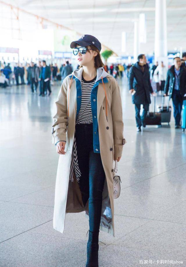 娃娃脸|何泓姗不愧是“小琵琶精”，和赵丽颖神似，31岁娃娃脸仍然好少女