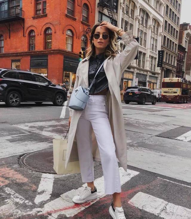 电影|风衣成为早秋标配，N种穿法，轻松承包你整个秋天的时髦