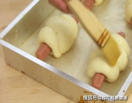 补充|简单易做的红肠面包,口感松软,味道独特,一口一口让人回味无穷