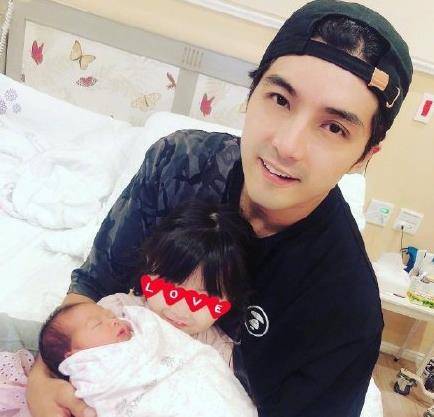 时间|贺军翔晒照二胎得女，满屏幸福，恭喜七夕来到的小公主了！