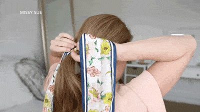 颜色|赶走土味、廉价感，一条丝巾，重新定义你的美