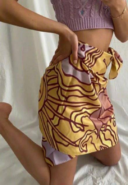 颜色|赶走土味、廉价感，一条丝巾，重新定义你的美