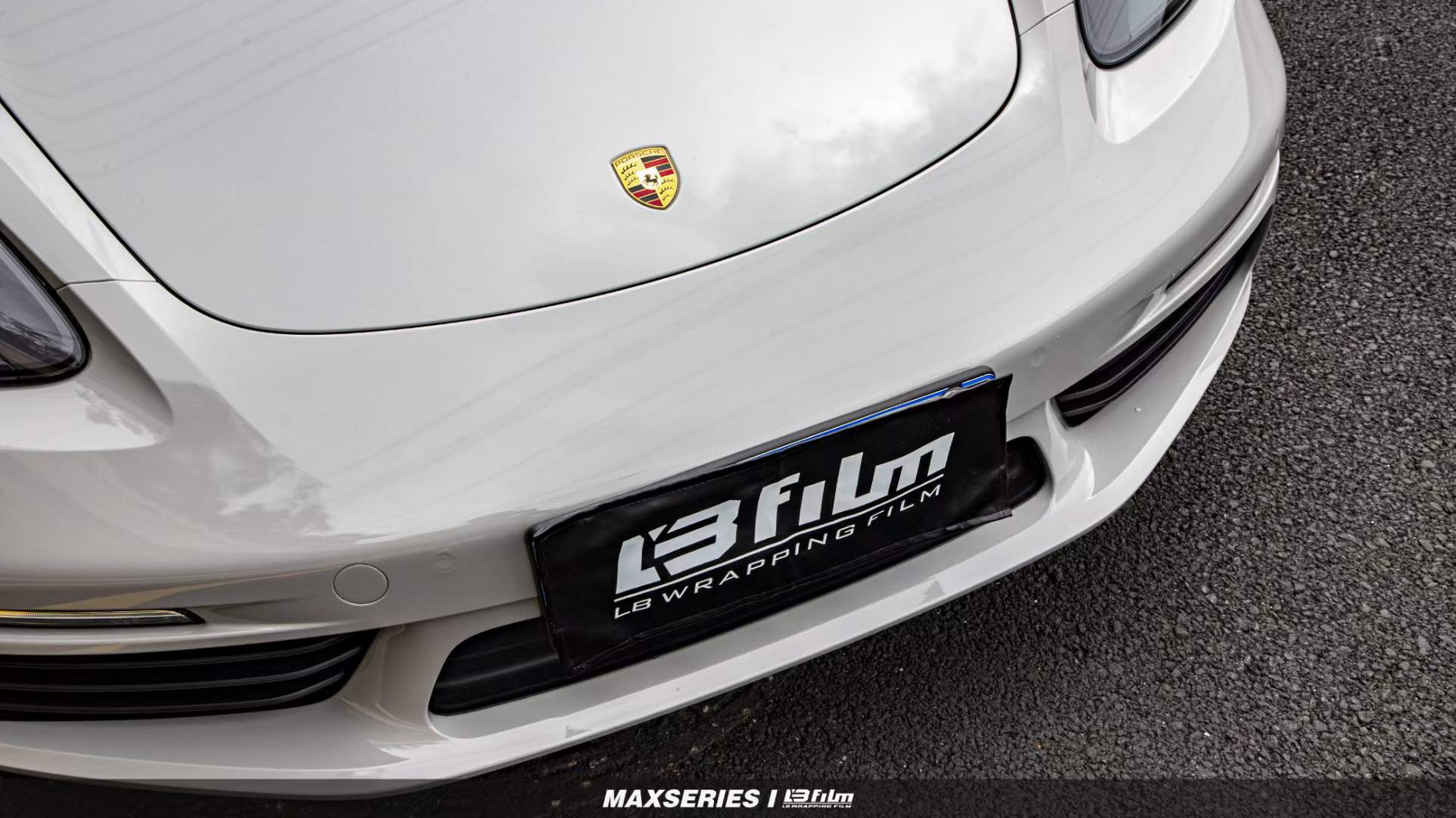 保时捷-718汽车贴膜lb改色膜原厂漆哑灰(亮面)