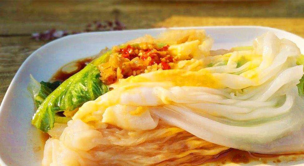 冷面|广东人早餐必备的肠粉，为啥在北方卖不火？网友：烤冷面更好吃