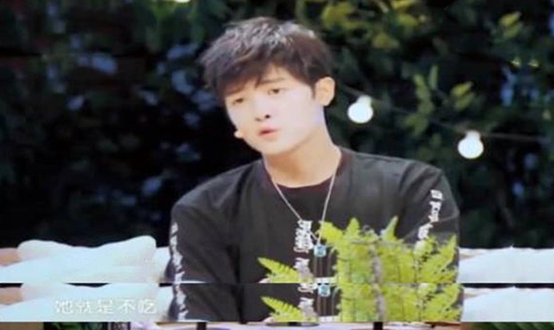 洗头|女明星婚后和丈夫AA，产后9天就复工赚钱，如今满脸虚弱惹人心疼