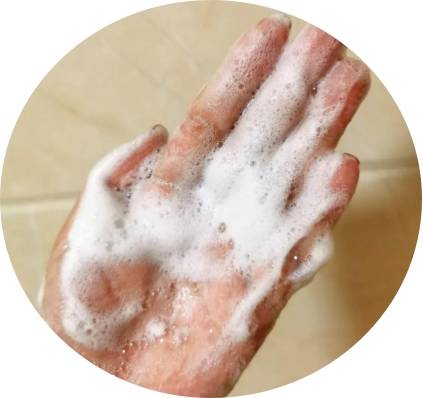 头皮|这3类洗发水列入“黑名单”，皮肤科主任都避开，新手妈妈还买？