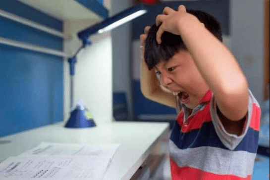 隐患|幼儿园“超前教育”拔苗助长成隐患，二年级开始爆发，家长别不信