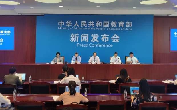 家长|教育部新答复来,将幼儿园纳入义务教育,问题有了新进展