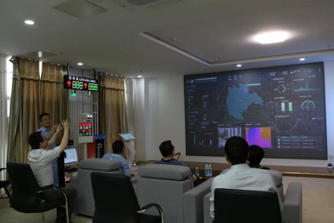 科技有限公司能做工程吗 b8bf6cd3238e40c3b8023119ee6c67c4.jpeg