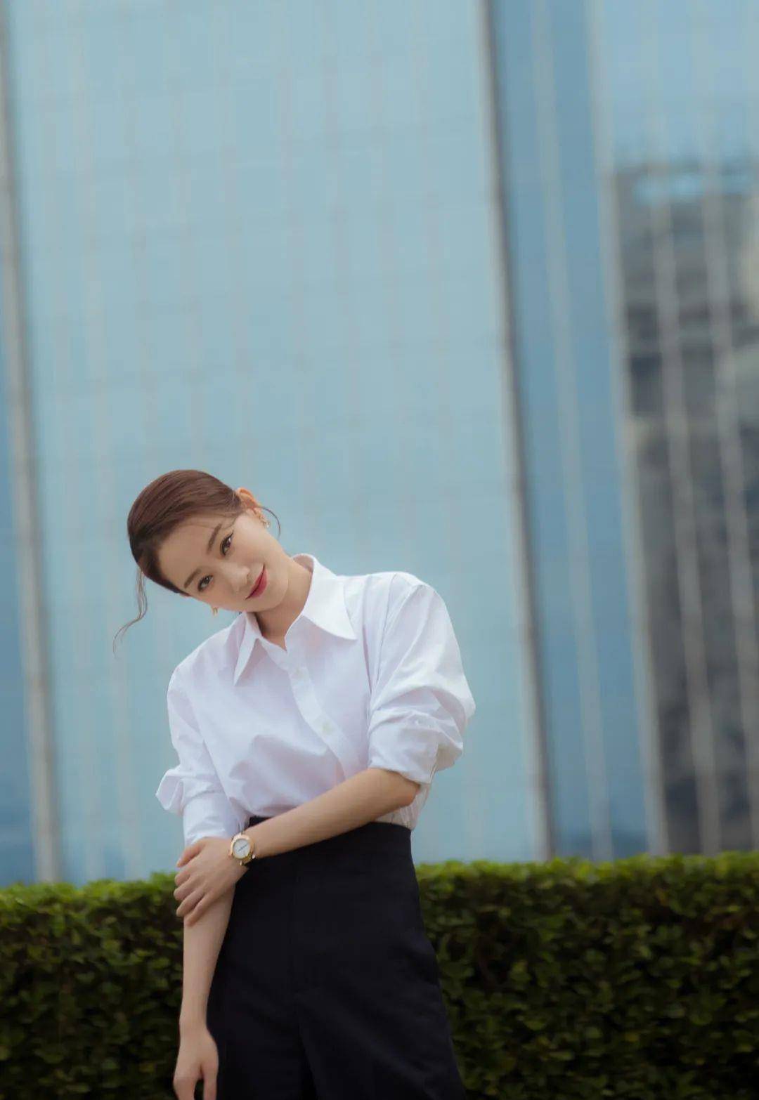 景甜|陶虹景甜的深V造型,真的又美又大胆