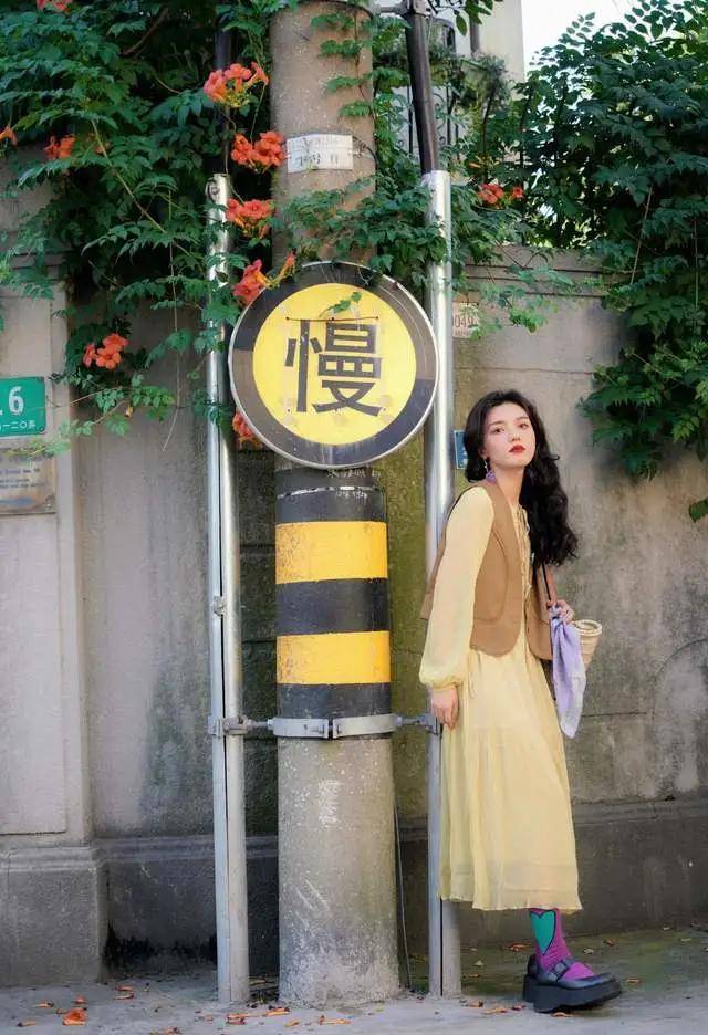 大地|“大地色”时装更有气质，超实用的搭配范例，给你满满的高级美!