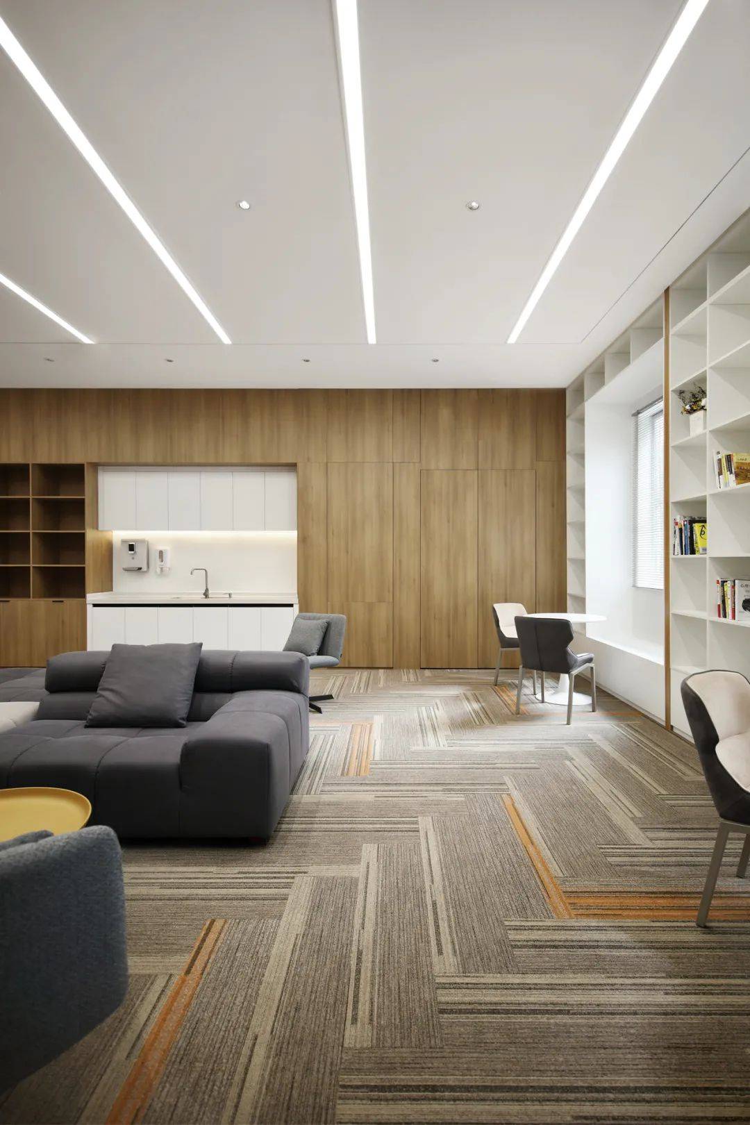 the|吴英翔新作｜JISULIFE几素办公空间设计X理性科技感与舒适自然的绝妙平衡