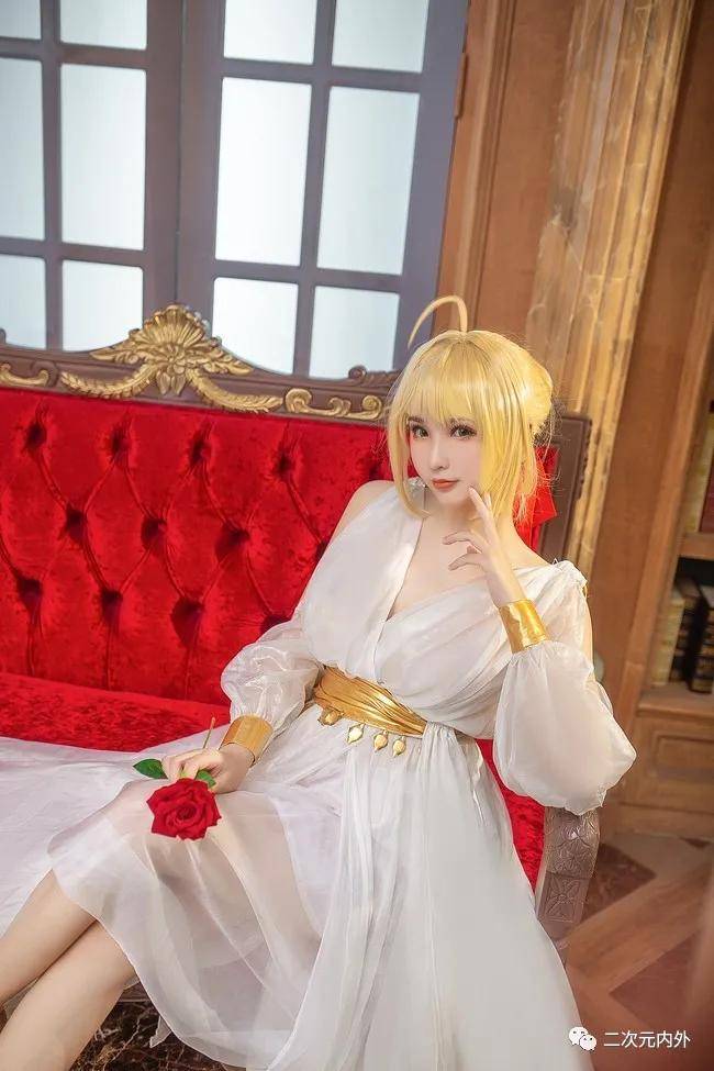 cos正片fate尼禄睡衣