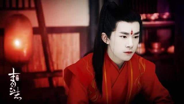 男星|古装红衣美男，龚俊、杨洋、肖战等男星，谁是你心头的朱砂痣？