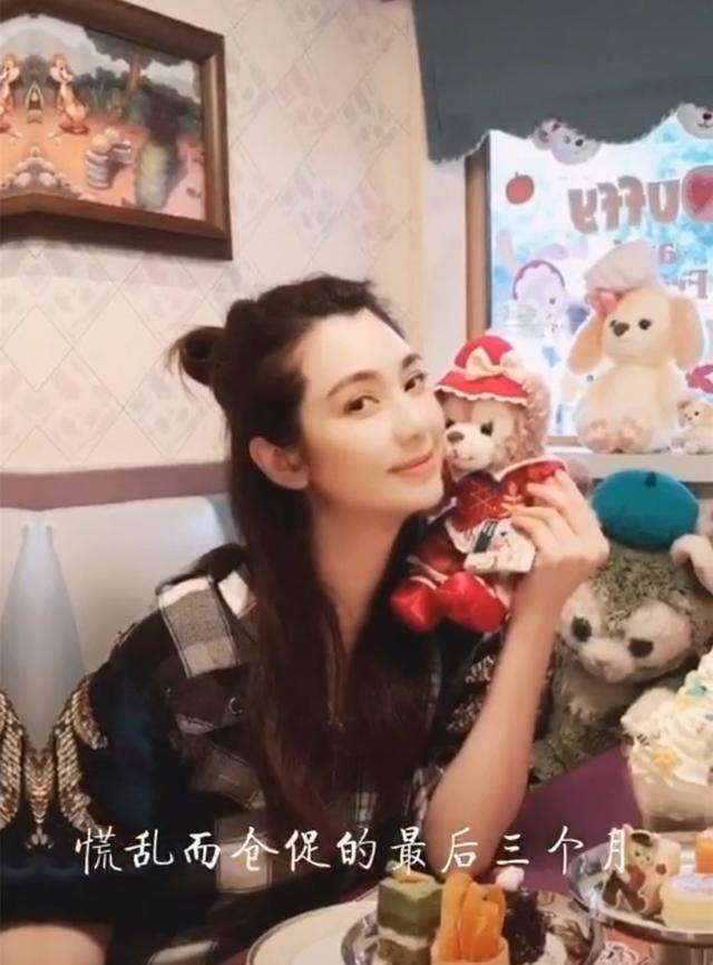 感觉|洪欣晒全家福!每件穿搭都时髦,女儿可爱儿子帅,唯独不见张丹峰