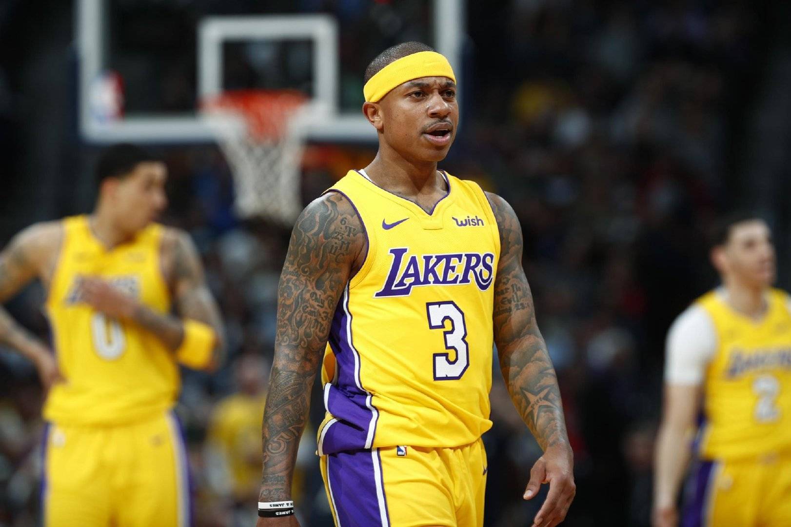 美媒:湖人希望开赛前再签1-2人,全明星控卫有望加盟!_小托马斯