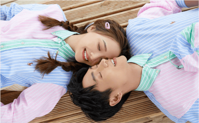 婚纱照|魏晨七夕秀恩爱真高调！晒婚纱照堪比王子与公主，圈外老婆颜值真高