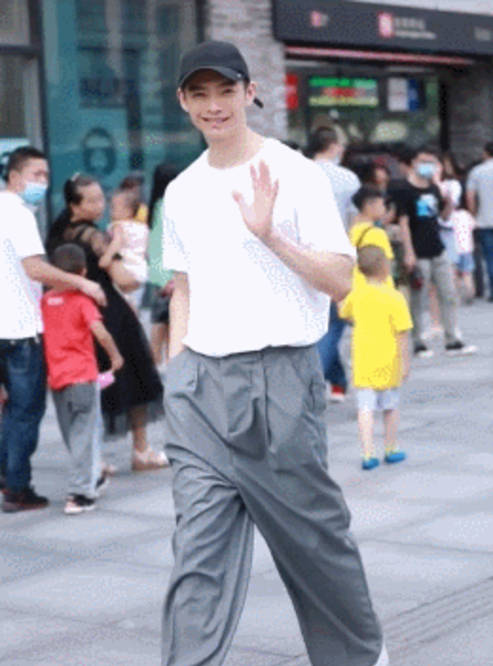 非主流|辰亦儒才是飞轮海的时髦精?被喷16年却越发帅气 完全是门面担当!