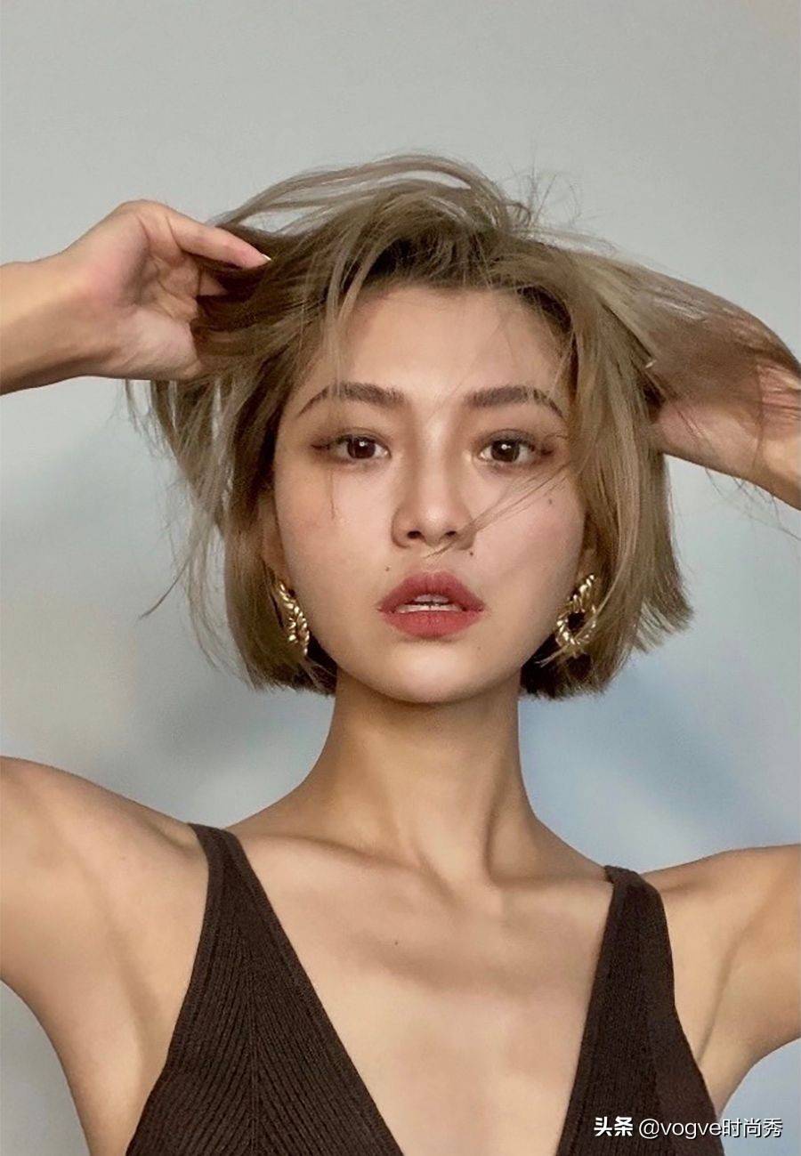 罗悦嘉|心动的信号4：女嘉宾穿吊带裙，女4认不出来，女3好优雅！