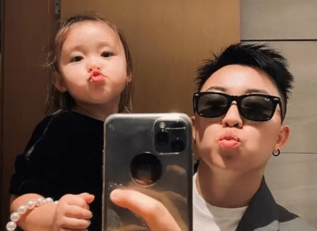 叶海洋|不婚生女的叶海洋，如今二胎已显怀，独自养俩娃的底气来自哪里？