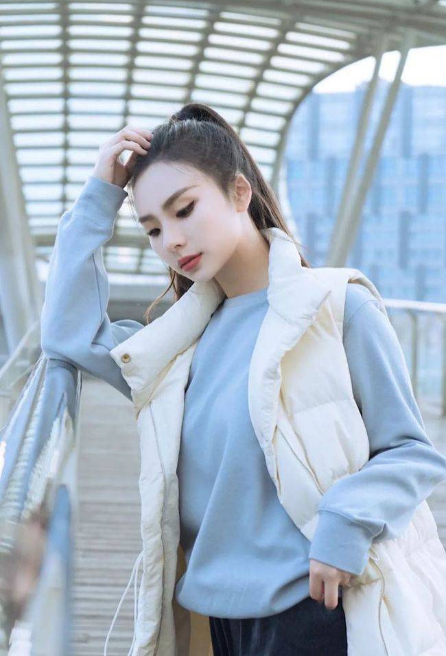 卫衣|外套搭配卫衣，时尚百搭，气质十足太美了！