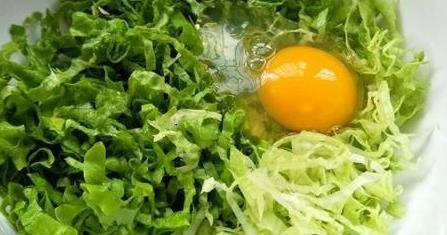 蔬菜|冬天孩子超爱吃这“蔬菜饼”，筷子一搅，美味又营养，太好吃了
