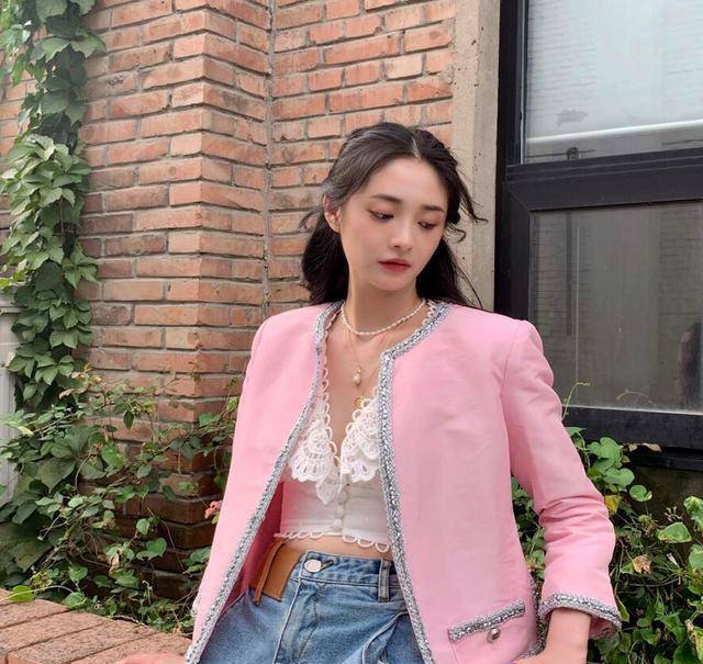 色调|难怪张雨绮能收割鲜肉男友,香风打扮似名媛,女人得体大方谁不爱