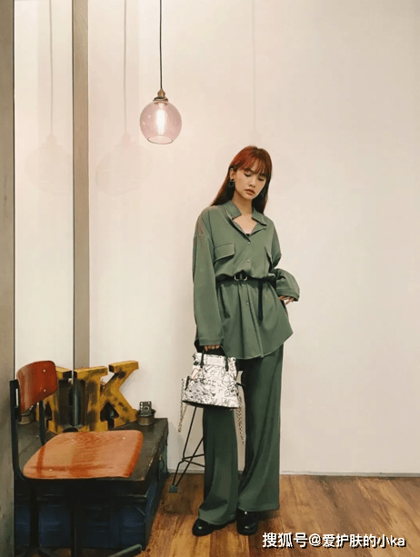 一身|小个子不管穿裙还是穿裤，遵循这3个“原则”，就不会显矮显胖