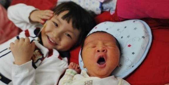 因为|“为什么总要我让着弟弟”,这位母亲的回答,值得二胎家庭借鉴